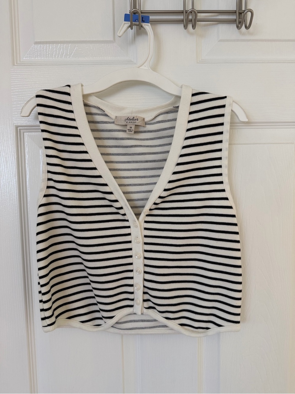 Black & White Striped Sleeveless Knit Vest